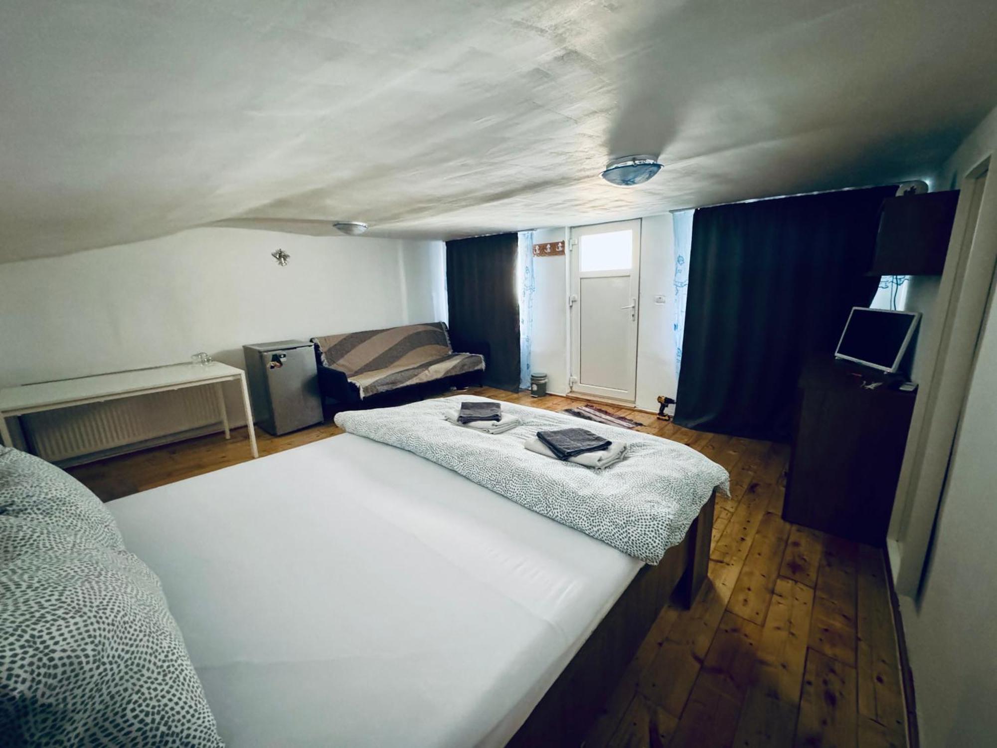 Acasa In Bicaz-Chei - Camere De Inchiriat Cheile Bicazului Exteriör bild